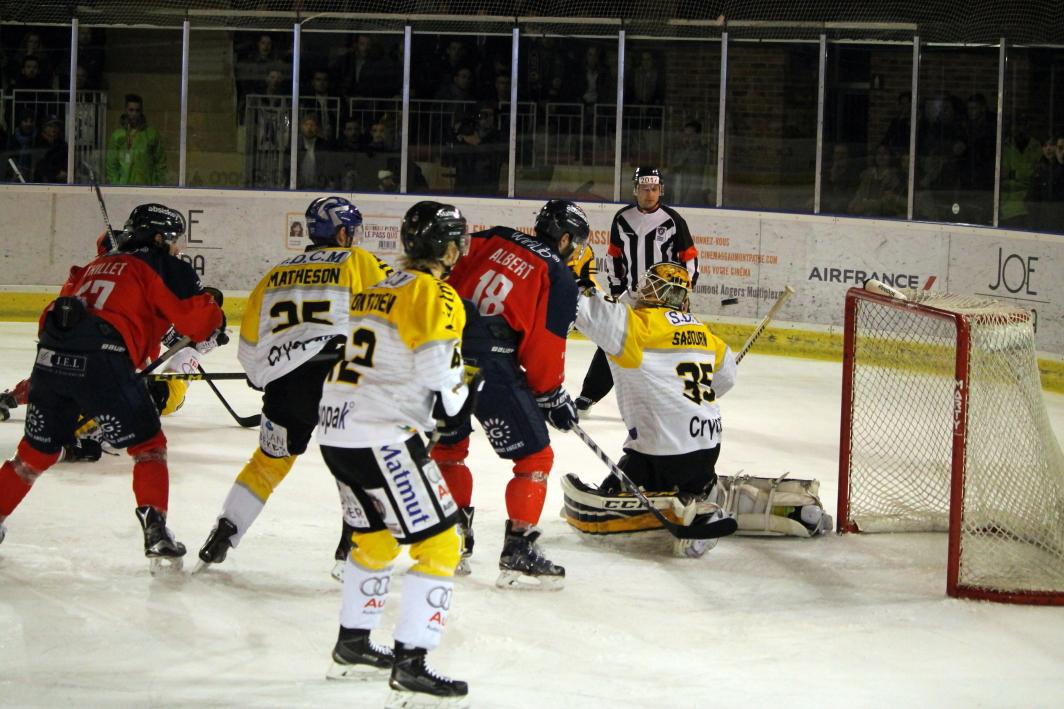 Angers  2 - 4 Rouen