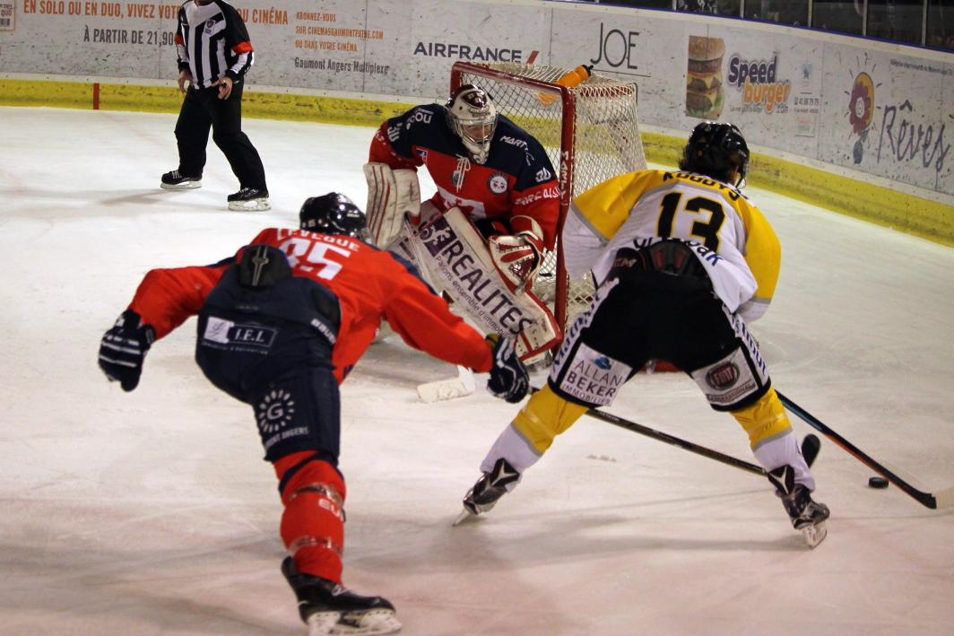 Angers  2 - 4 Rouen