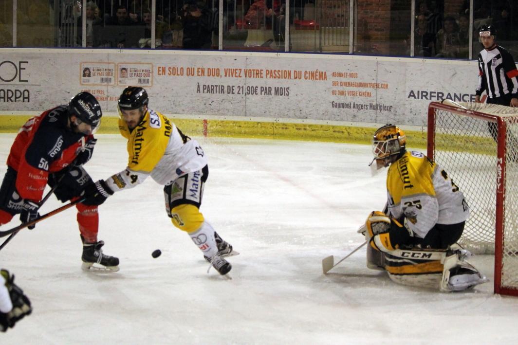 Angers  2 - 4 Rouen
