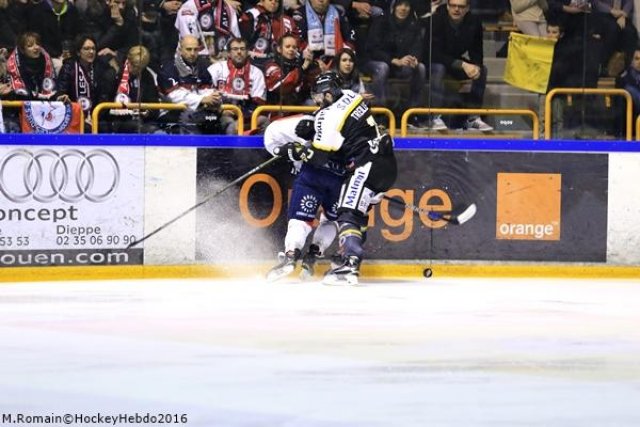 Photo hockey match Rouen - Angers  le 25/03/2016