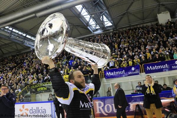 Rouen 9 - 1 Angers 