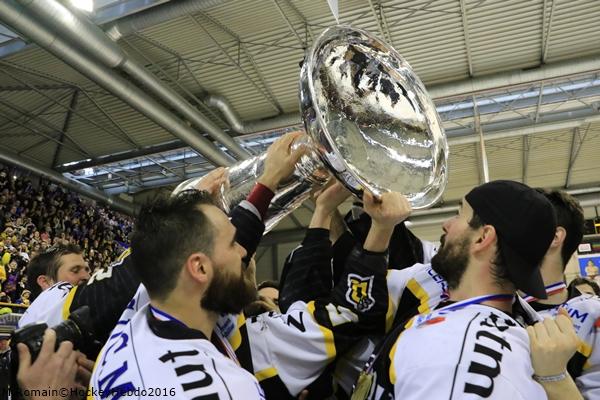 Rouen 9 - 1 Angers 