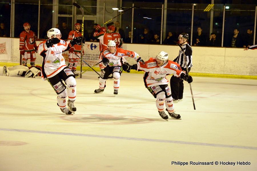 Courbevoie  4 - 5 La Roche-sur-Yon