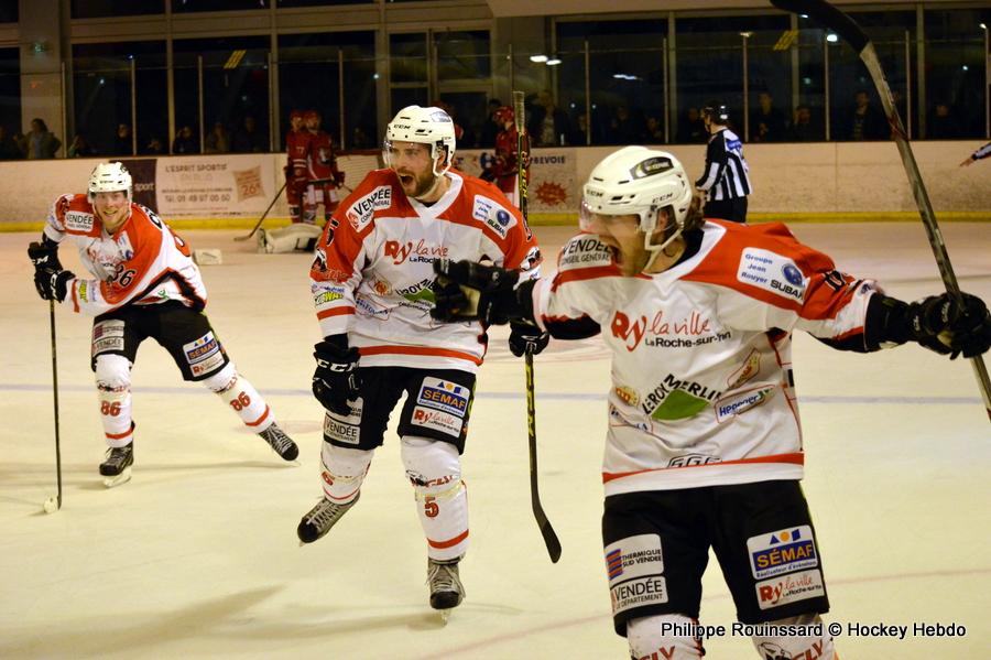 Courbevoie  4 - 5 La Roche-sur-Yon