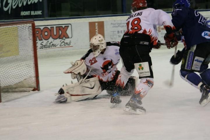 Mont-Blanc 4 - 2 Neuilly/Marne