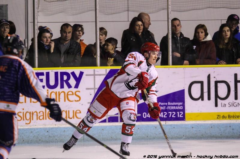 Clermont-Ferrand 2 - 9 Courbevoie 