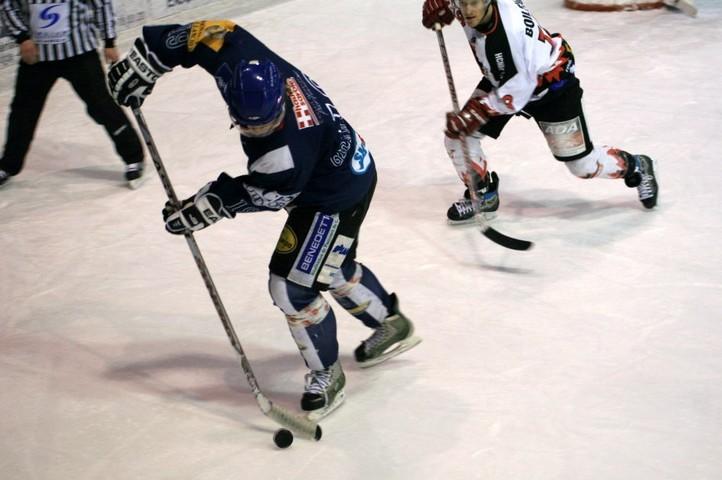 Mont-Blanc 4 - 2 Neuilly/Marne