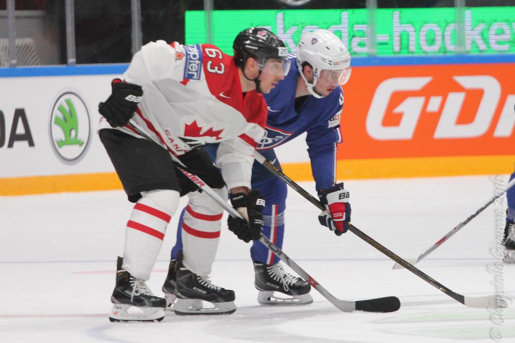 Canada 4 - 0 France