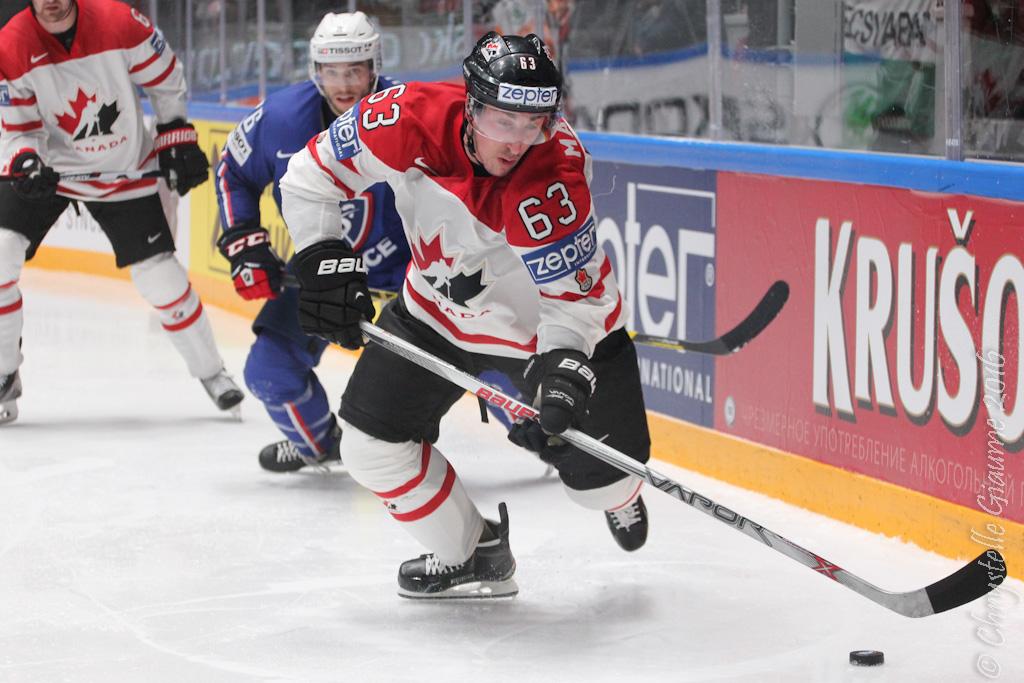 Canada 4 - 0 France