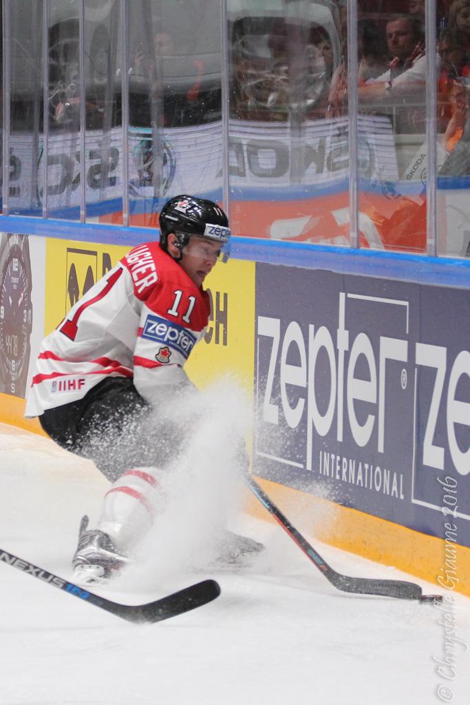 Canada 4 - 0 France