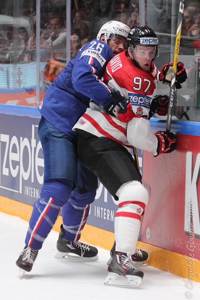 Canada 4 - 0 France