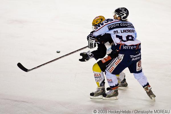 Strasbourg  5 - 7 Angers 