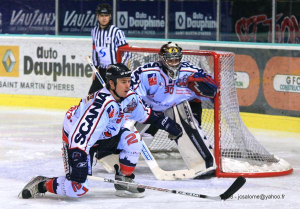 Grenoble  8 - 5 Angers 