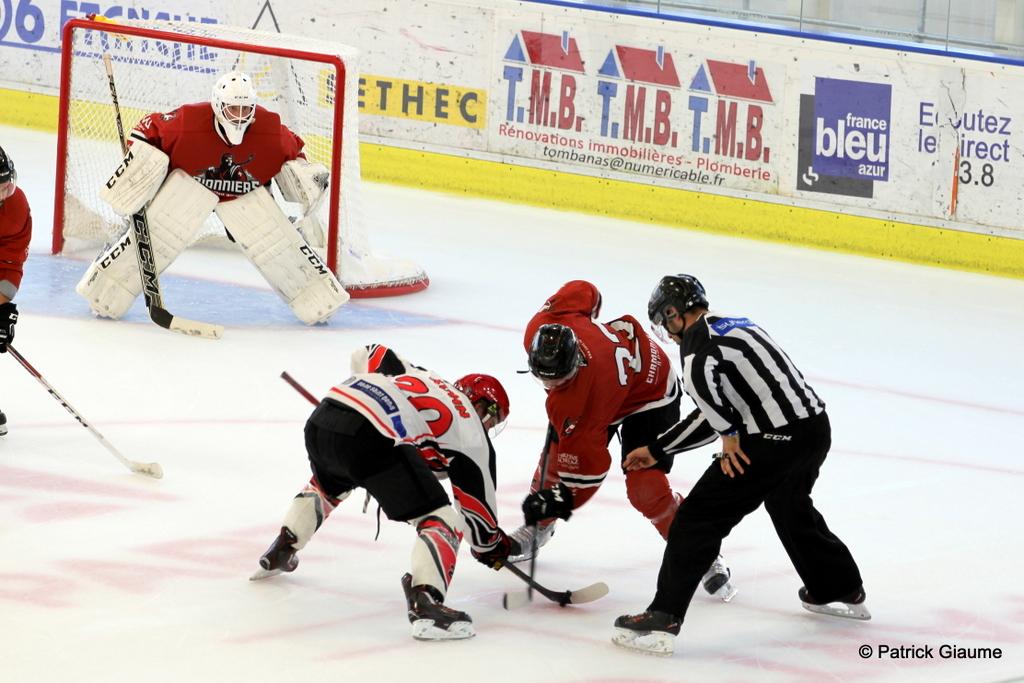 Chamonix / Morzine 5 - 4 Neuilly/Marne