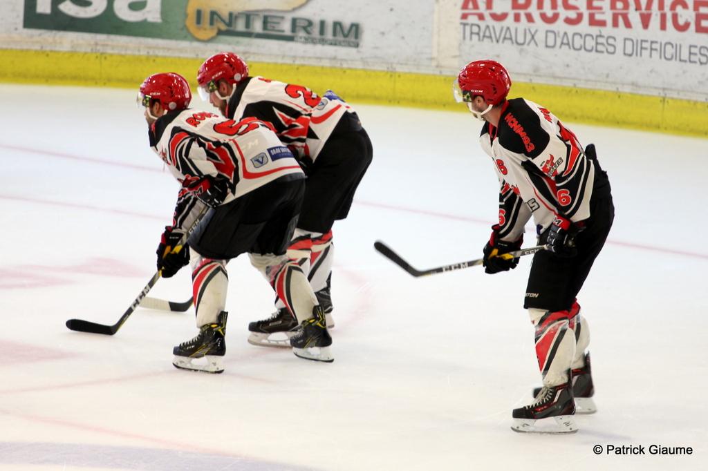 Chamonix / Morzine 5 - 4 Neuilly/Marne