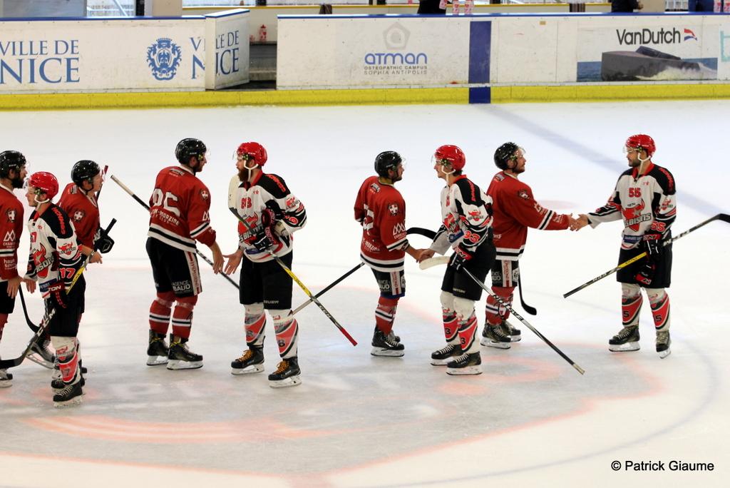 Chamonix / Morzine 5 - 4 Neuilly/Marne
