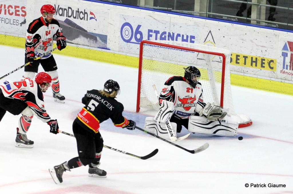 Nice 8 - 2 Neuilly/Marne