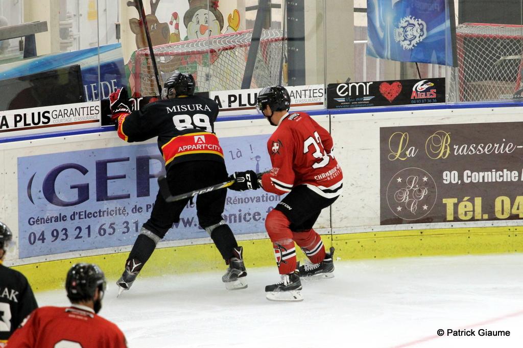 Nice 3 - 2 Chamonix / Morzine