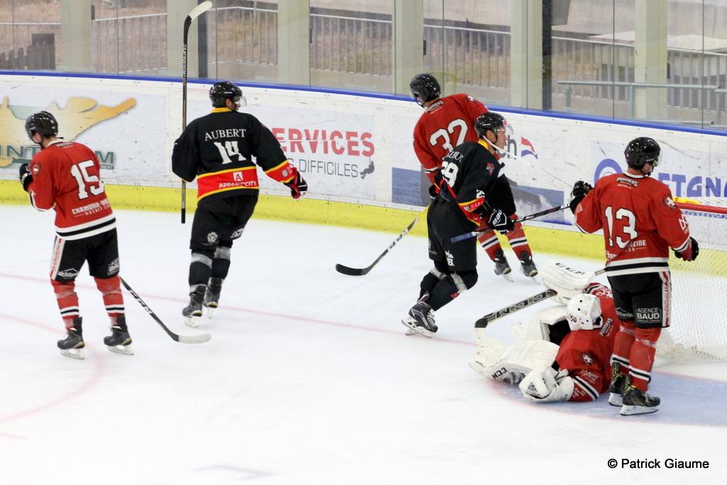 Nice 3 - 2 Chamonix / Morzine