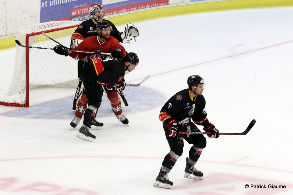 Nice 3 - 2 Chamonix / Morzine