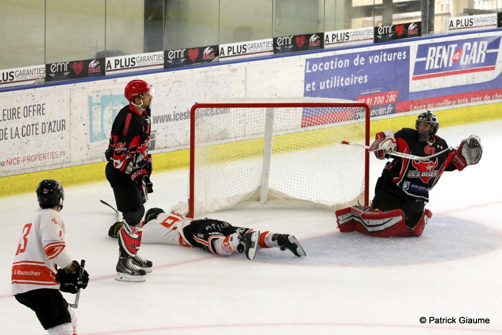 Epinal  3 - 4 Neuilly/Marne