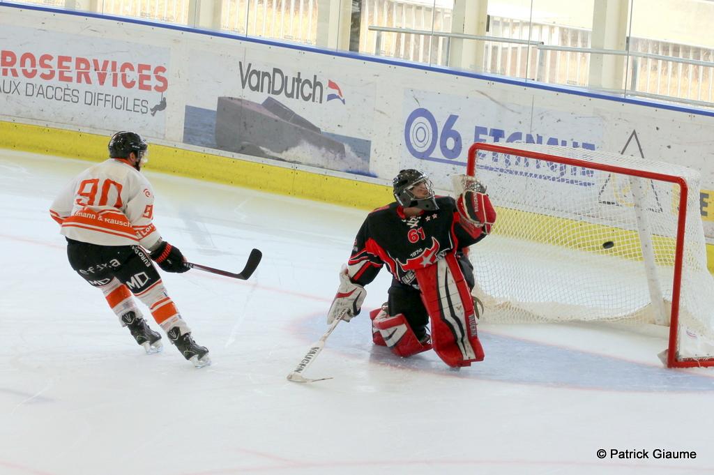 Epinal  3 - 4 Neuilly/Marne