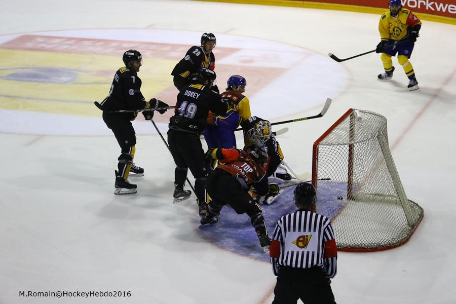 CHL - Il ne manquait pas grand chose — Reportage