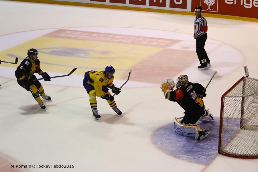 CHL - Il ne manquait pas grand chose — Reportage