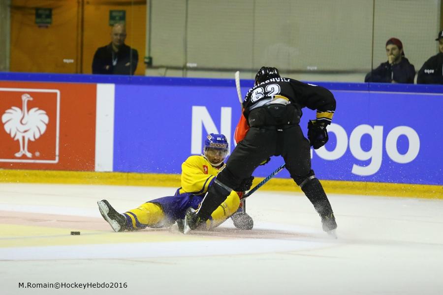CHL - Il ne manquait pas grand chose — Reportage