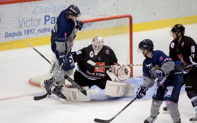 Photo hockey match Amiens  - Angers  le 06/09/2016