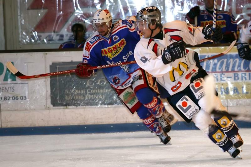 Epinal  1 - 4 Grenoble 
