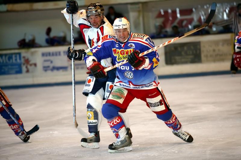 Epinal  1 - 4 Grenoble 