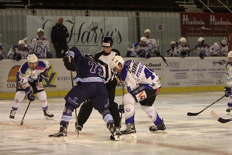 Tours  2 - 0 Courchevel-Méribel-Pralognan