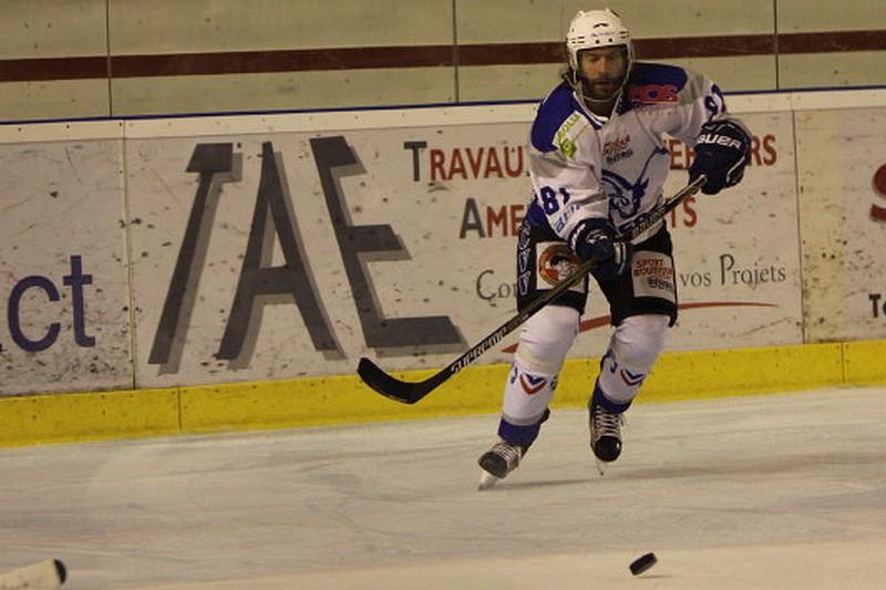 Tours  2 - 0 Courchevel-Méribel-Pralognan