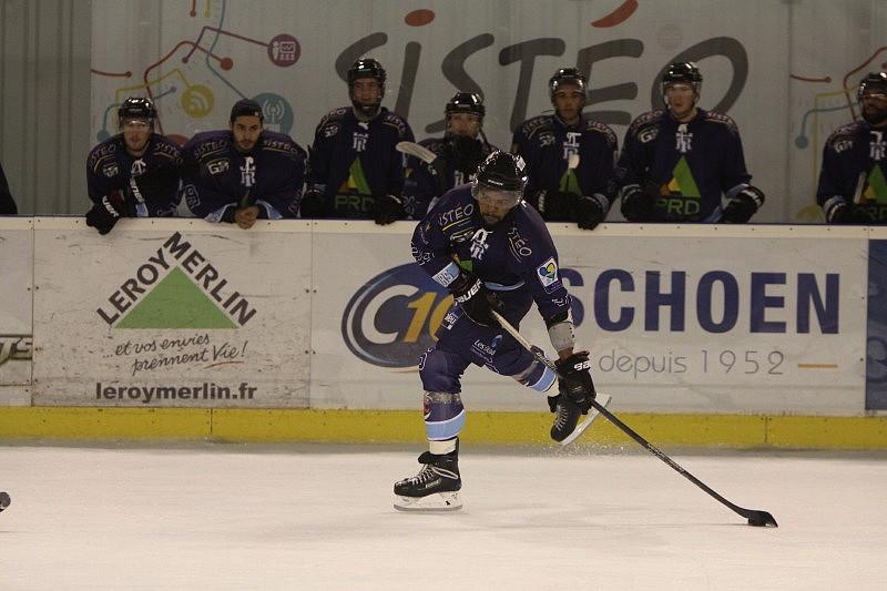 Tours  2 - 0 Courchevel-Méribel-Pralognan