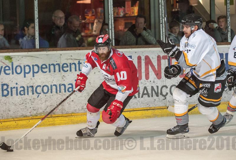 Briançon  6 - 5 Brest 