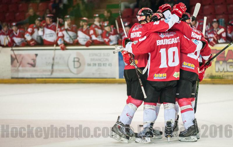 Briançon  6 - 5 Brest 