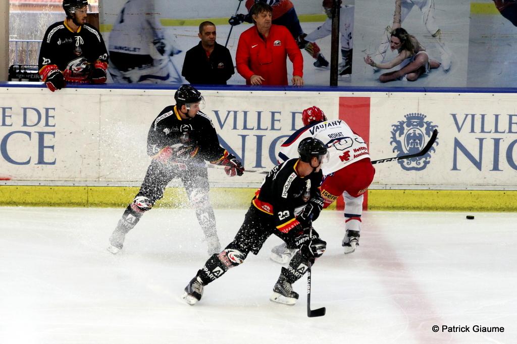 Nice 4 - 5 Grenoble 