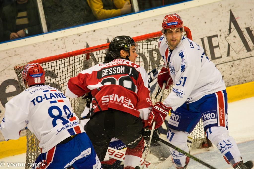 Chamonix / Morzine 0 - 3 Lyon