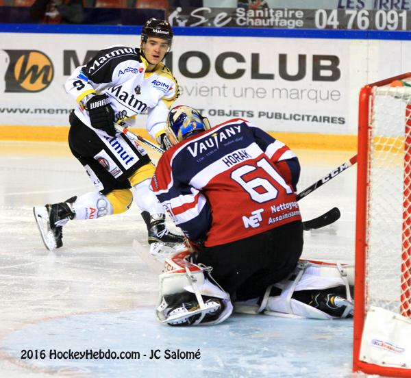 Grenoble  3 - 4 Rouen