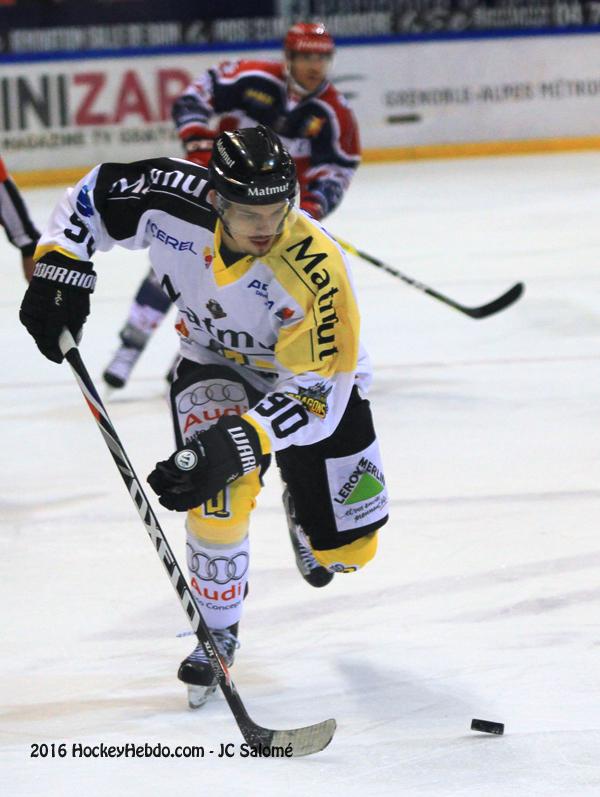 Grenoble  3 - 4 Rouen