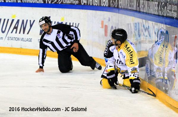 Grenoble  3 - 4 Rouen