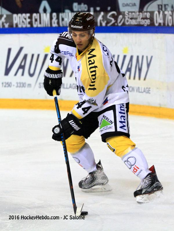 Grenoble  3 - 4 Rouen