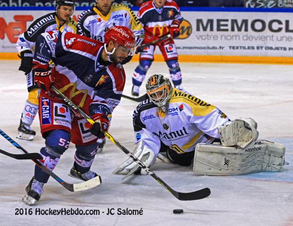 Grenoble  3 - 4 Rouen