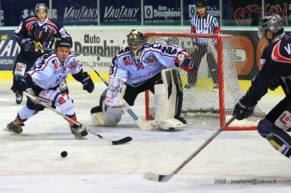 Grenoble  8 - 5 Angers 