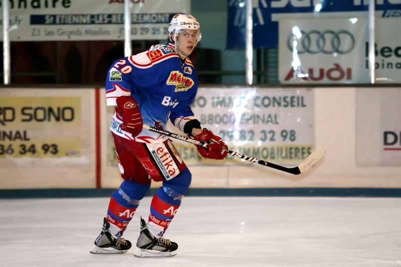 Epinal  1 - 4 Grenoble 