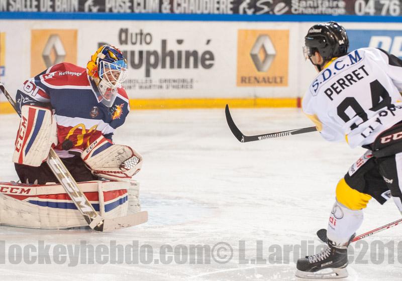 Grenoble  3 - 4 Rouen