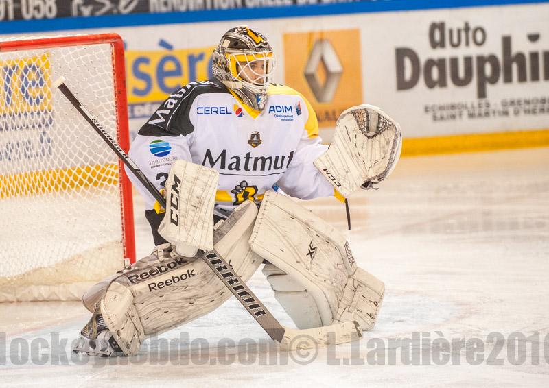 Grenoble  3 - 4 Rouen