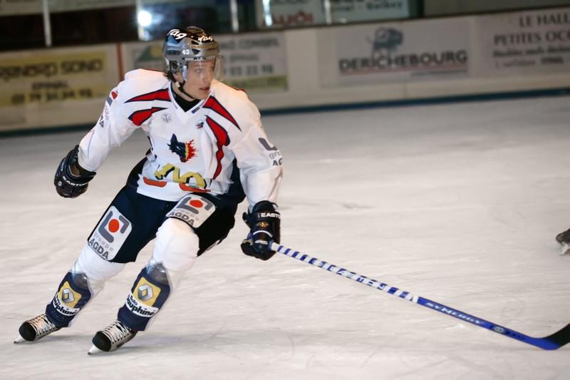 Epinal  1 - 4 Grenoble 