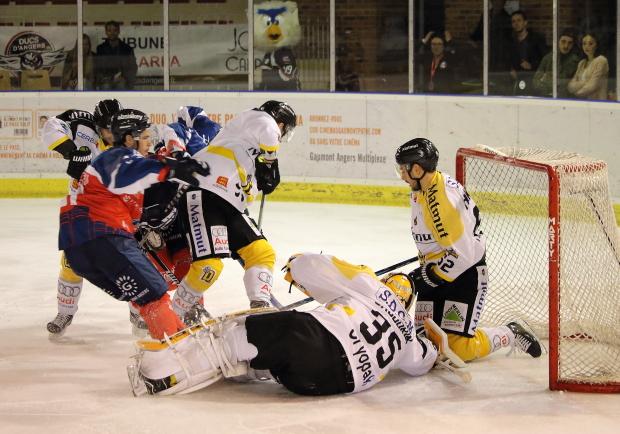 Angers  6 - 2 Rouen